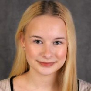 Profile photo of Chloe Cox