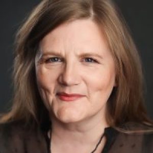 Profile photo of Lesley Craig